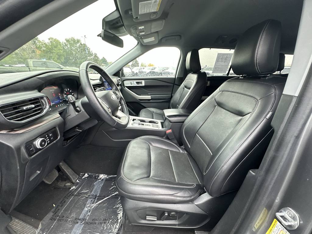 Thumbnail: 2023 Ford Explorer - 8