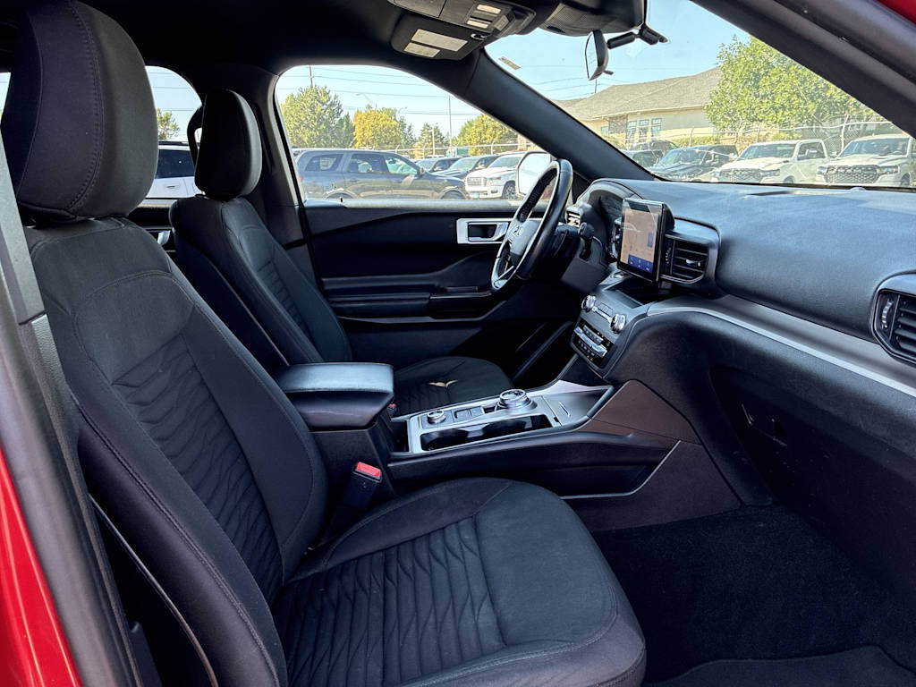 Thumbnail: 2020 Ford Explorer - 10