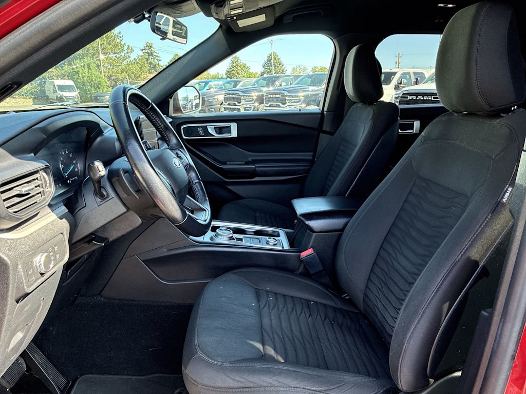 Thumbnail: 2020 Ford Explorer - 9
