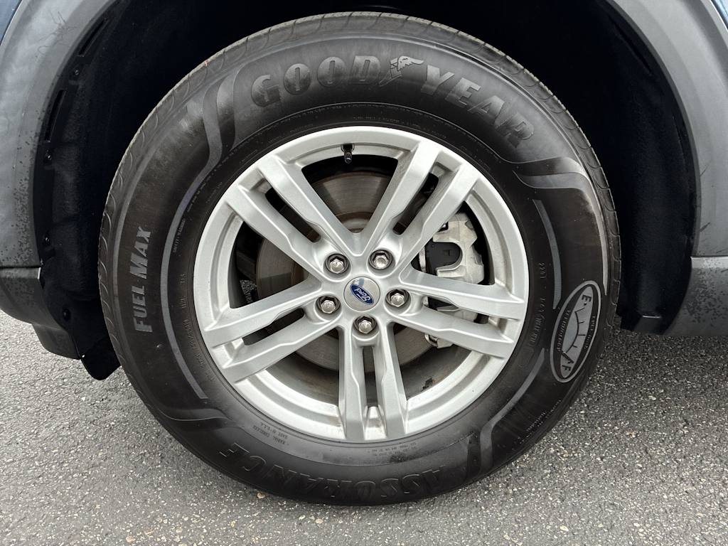 Thumbnail: 2020 Ford Explorer - 7