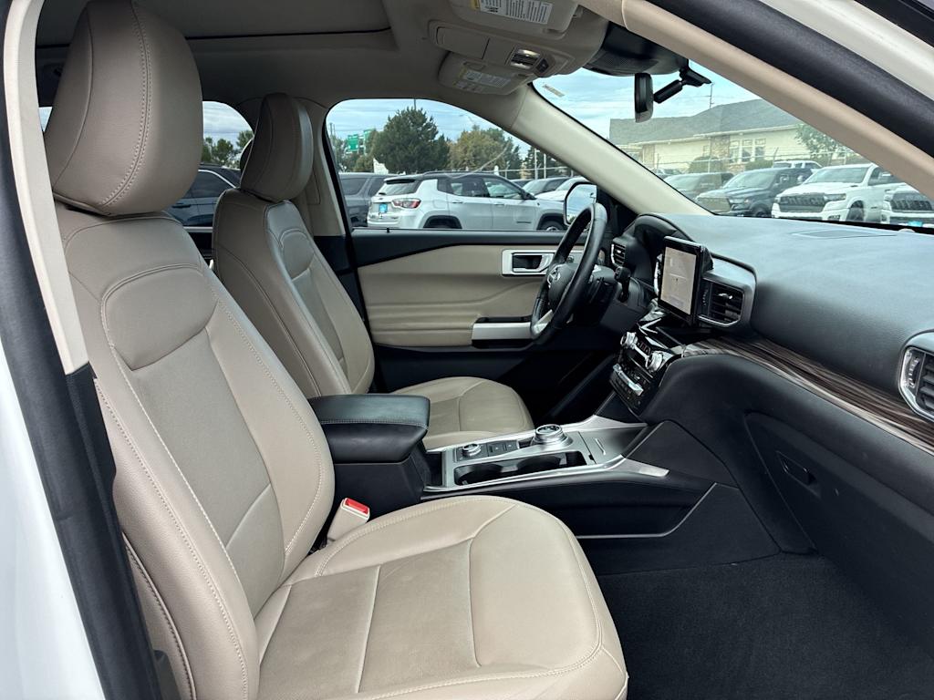 Thumbnail: 2021 Ford Explorer - 9