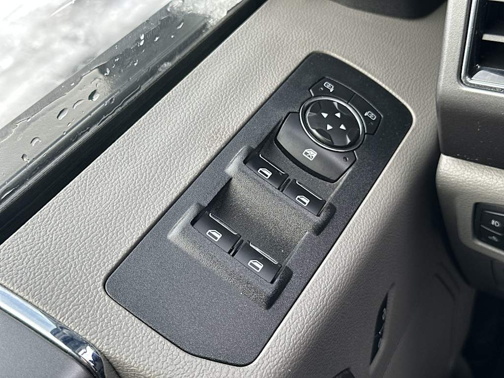 Thumbnail: 2019 Ford F-150 - 19