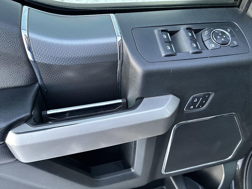 Thumbnail: 2015 Ford F-150 - 21