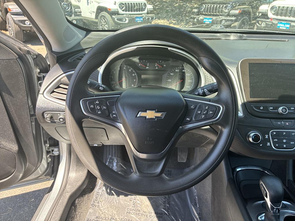 Thumbnail: 2024 Chevrolet Malibu - 2