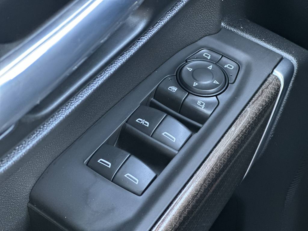 Thumbnail: 2020 Chevrolet Silverado 2500 - 19