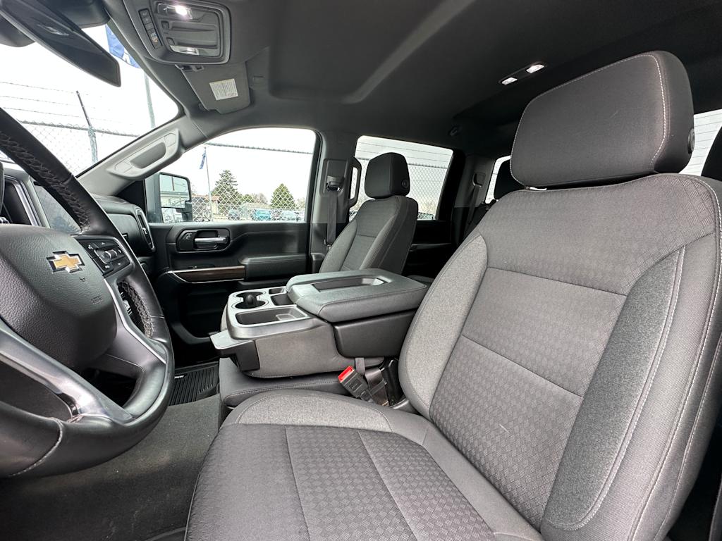 2023 Chevrolet Silverado 3500 LT 5