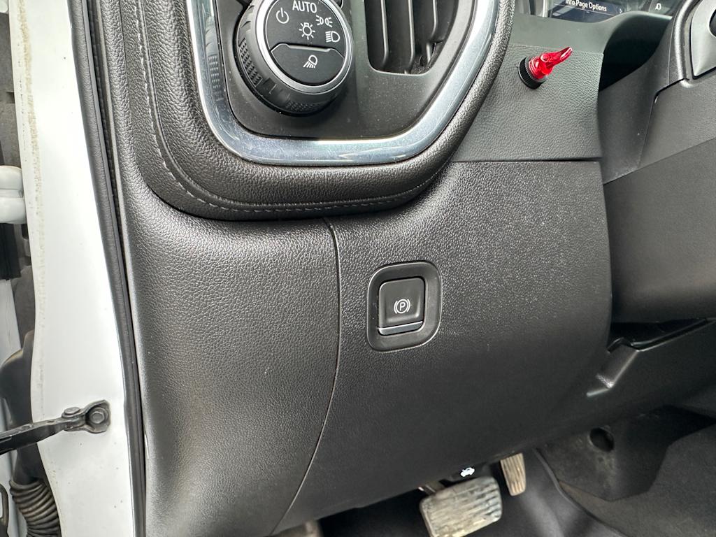 2023 Chevrolet Silverado 3500 LT 19