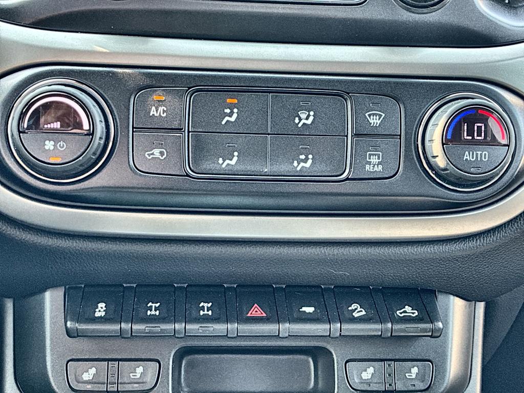 Thumbnail: 2019 Chevrolet Colorado - 20