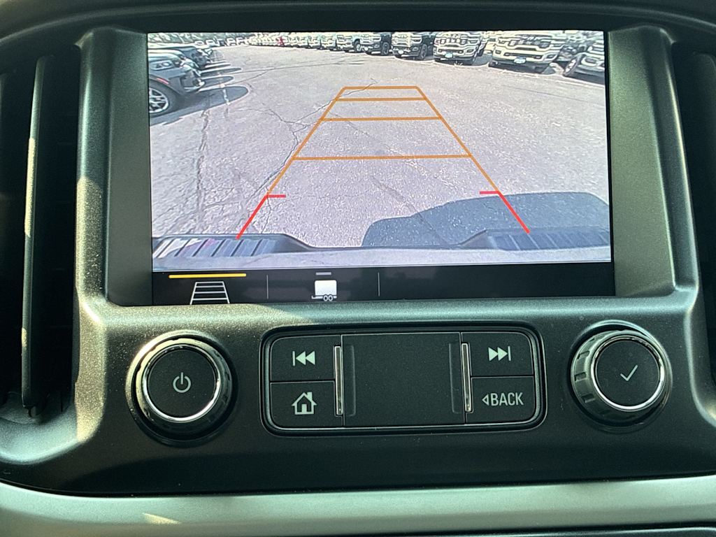 Thumbnail: 2019 Chevrolet Colorado - 24