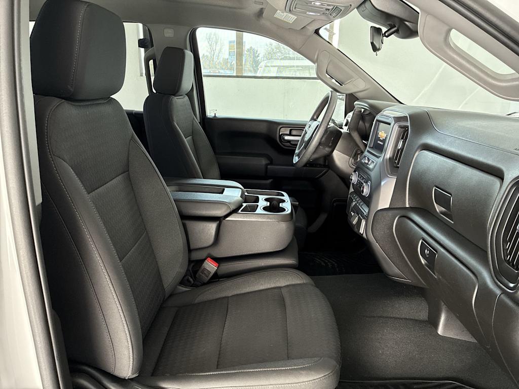 Thumbnail: 2022 Chevrolet Silverado 1500 - 11