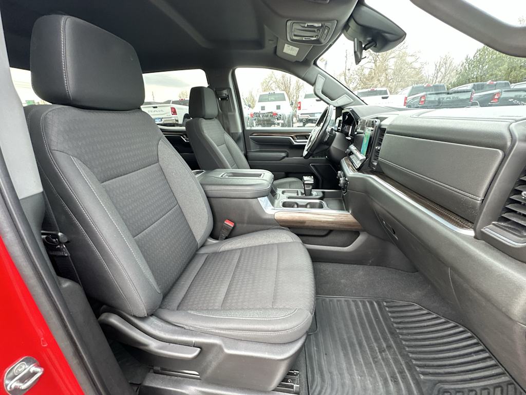 Thumbnail: 2022 Chevrolet Silverado 1500 - 10