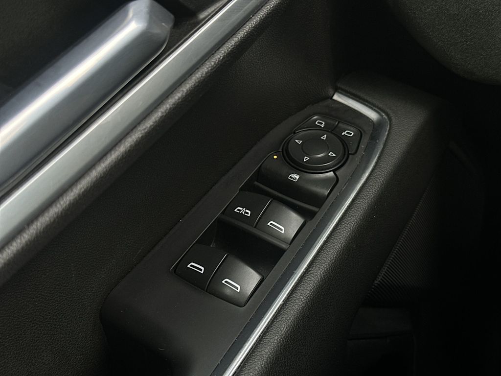 Thumbnail: 2022 Chevrolet Silverado 1500 - 20