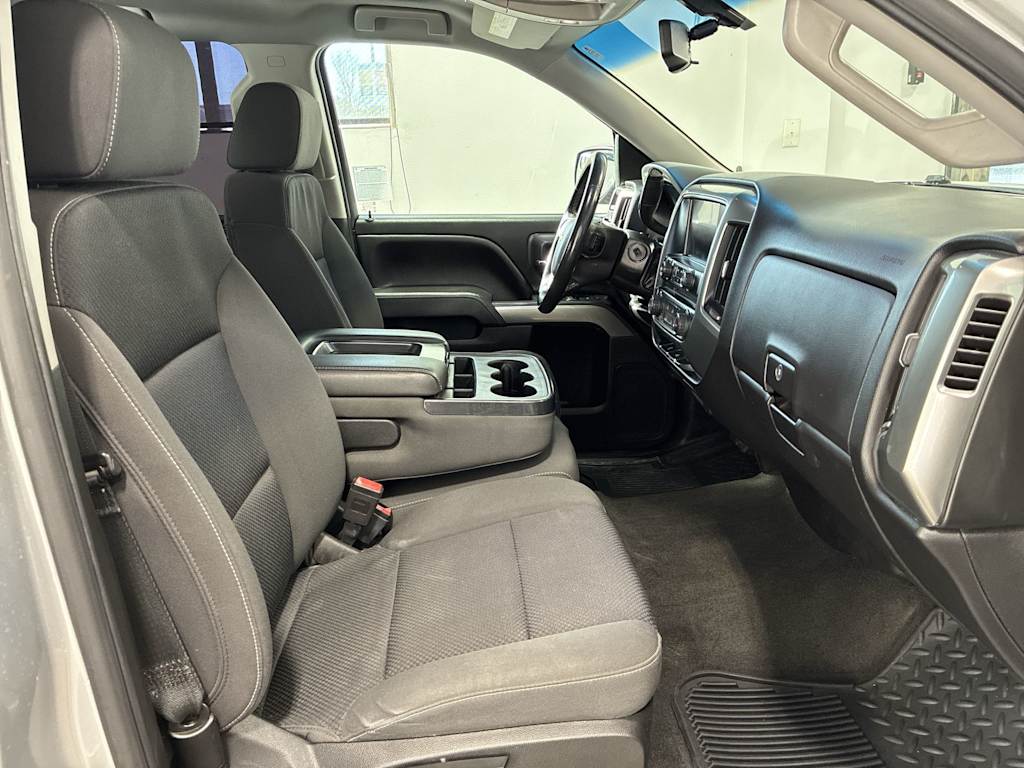 Thumbnail: 2018 Chevrolet Silverado 1500 - 11