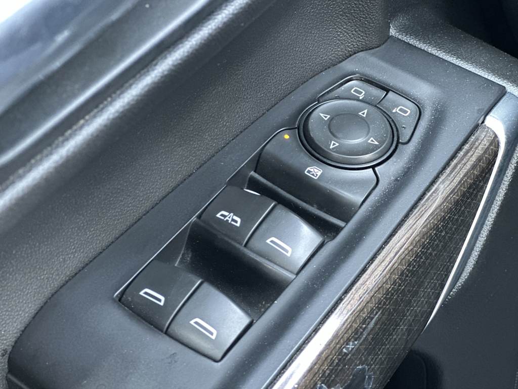 Thumbnail: 2019 Chevrolet Silverado 1500 - 20