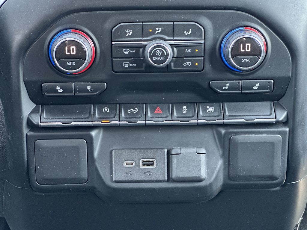 Thumbnail: 2019 Chevrolet Silverado 1500 - 21