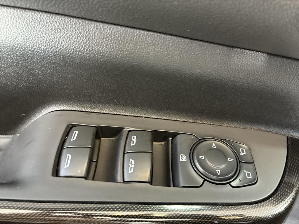 Thumbnail: 2021 GMC Acadia - 21