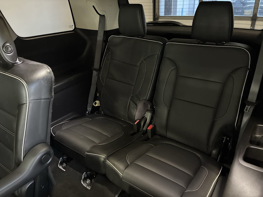 Thumbnail: 2019 GMC Acadia - 26