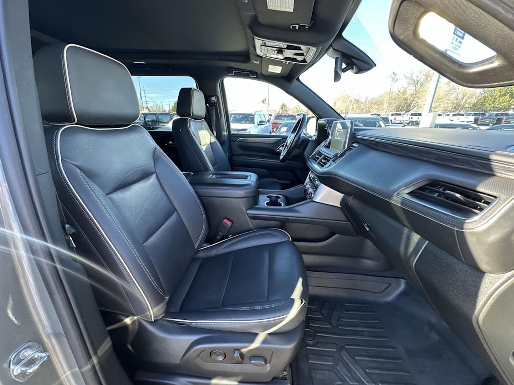 Thumbnail: 2022 GMC Yukon XL - 8