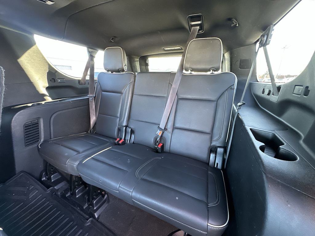 Thumbnail: 2022 GMC Yukon XL - 26