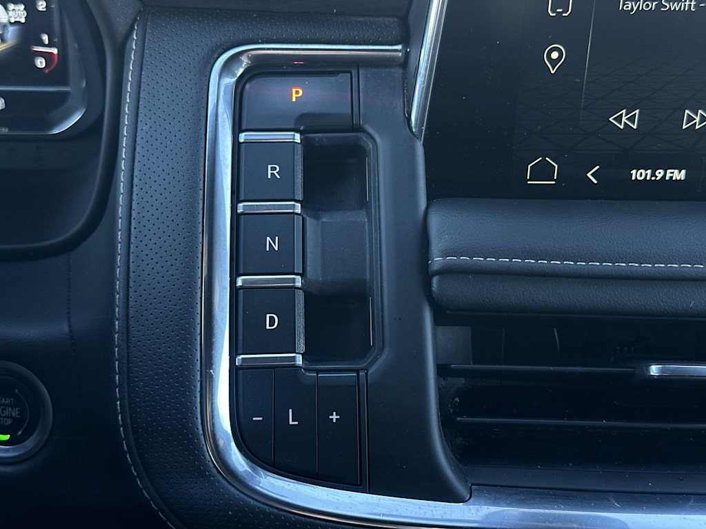 Thumbnail: 2022 GMC Yukon XL - 11