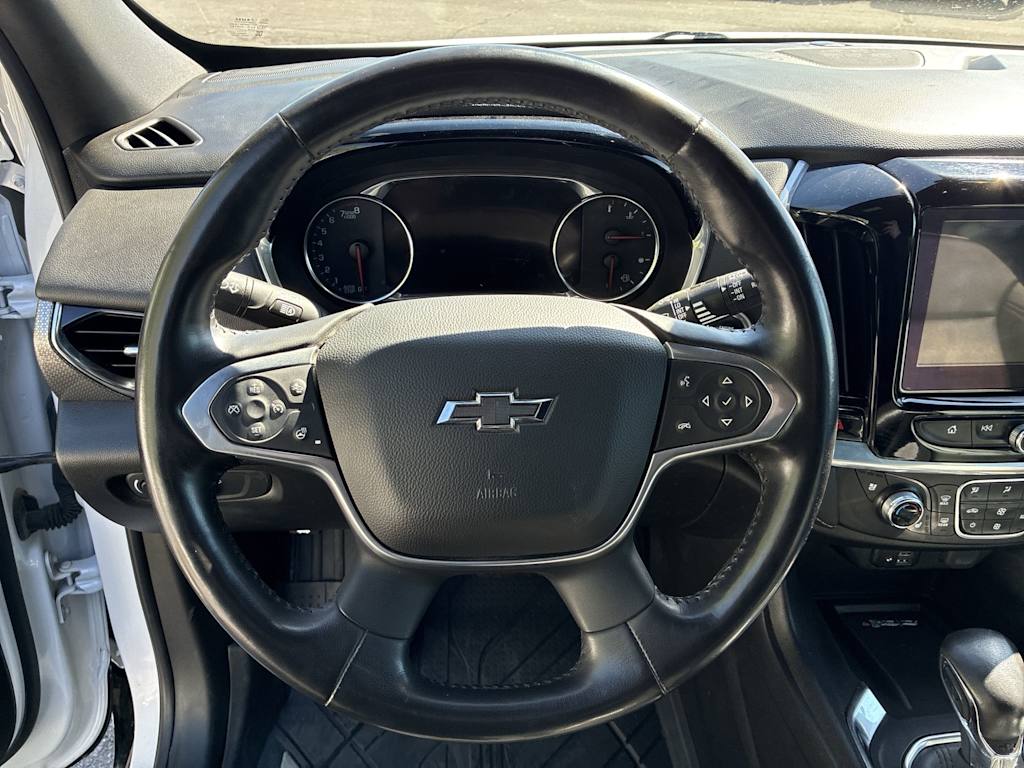 Thumbnail: 2022 Chevrolet Traverse - 2