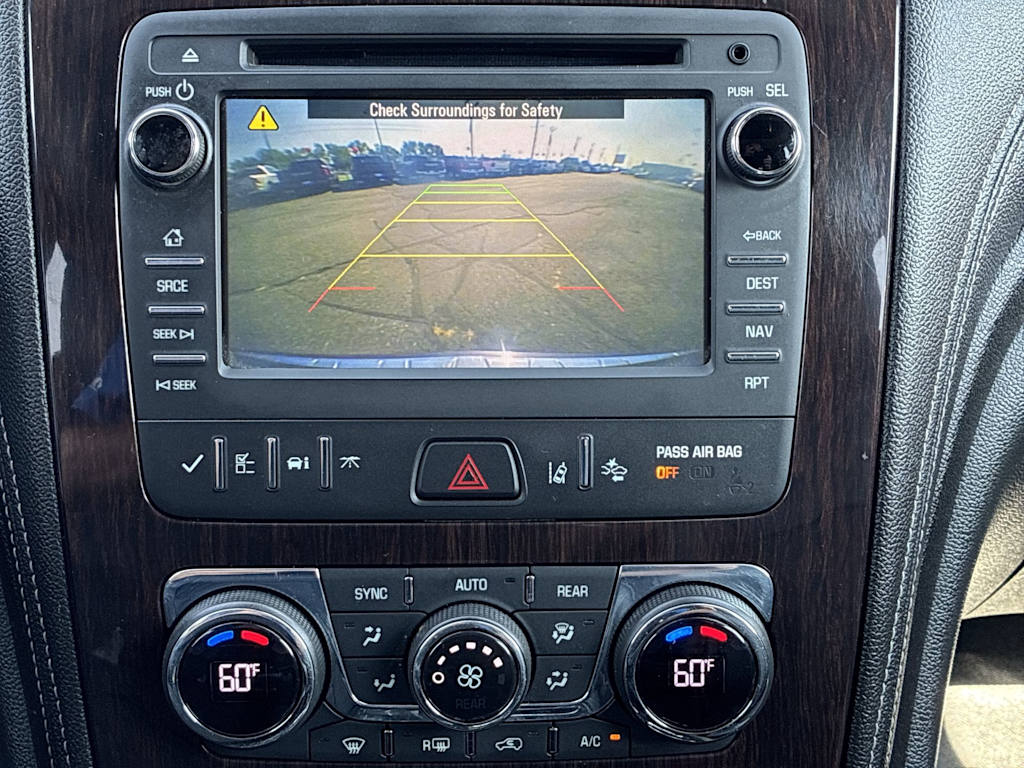 Thumbnail: 2016 Chevrolet Traverse - 24