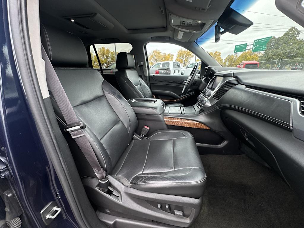 Thumbnail: 2017 Chevrolet Tahoe - 9