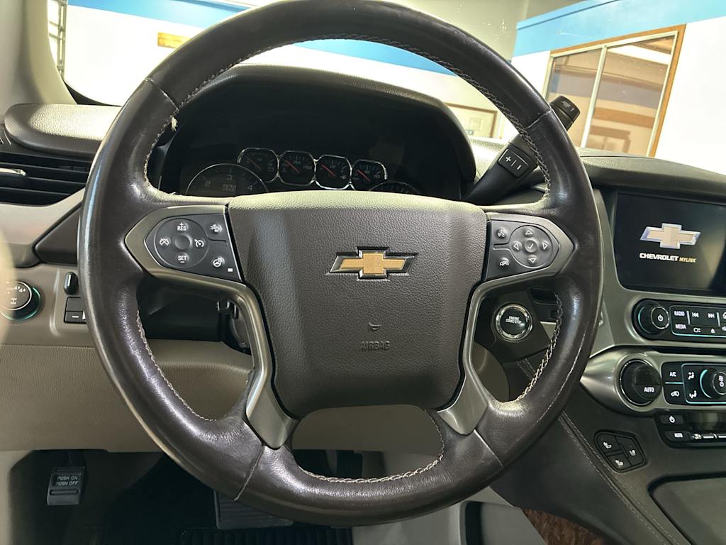 Thumbnail: 2019 Chevrolet Tahoe - 2