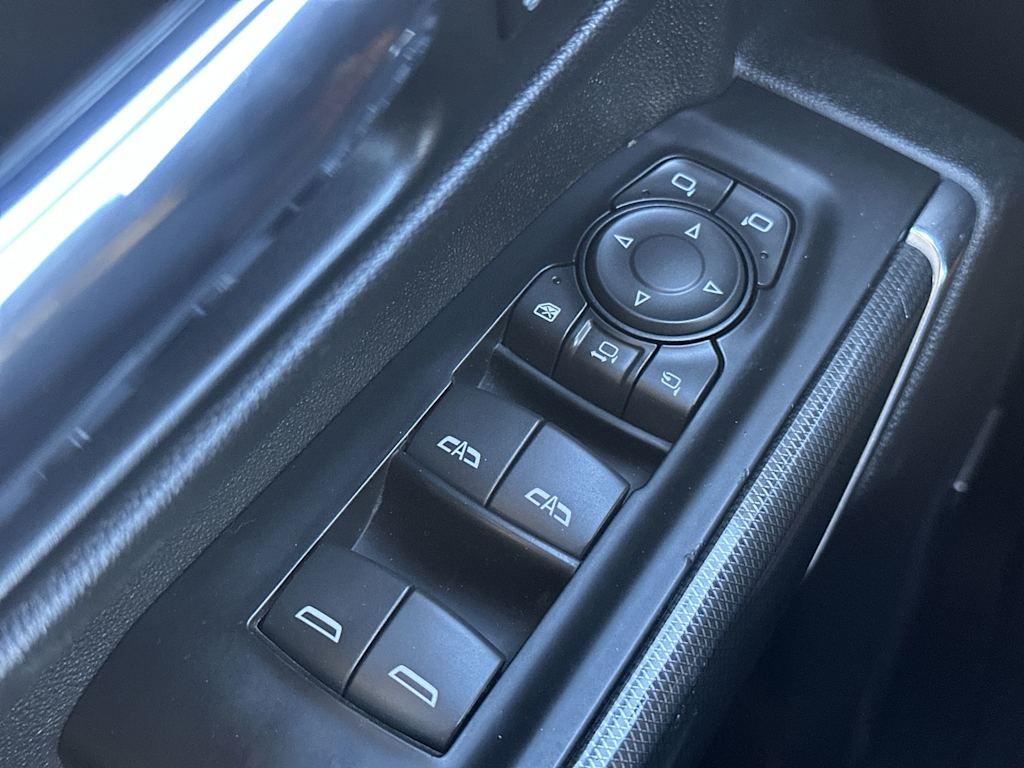 Thumbnail: 2020 GMC Sierra 3500 - 19