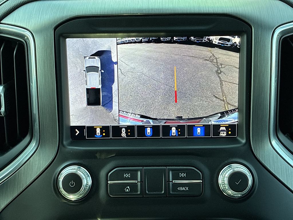 Thumbnail: 2021 GMC Sierra 3500 - 25