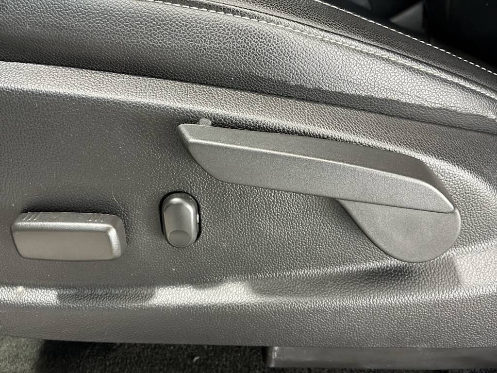 Thumbnail: 2018 GMC Canyon - 20