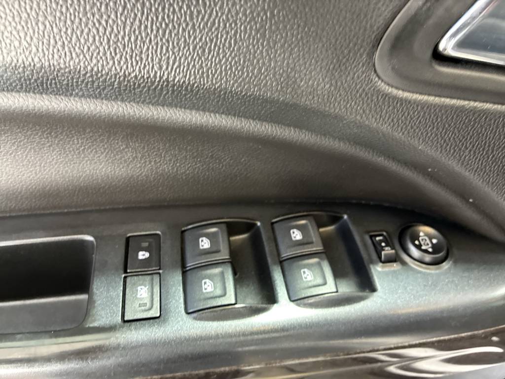 Thumbnail: 2018 GMC Canyon - 21