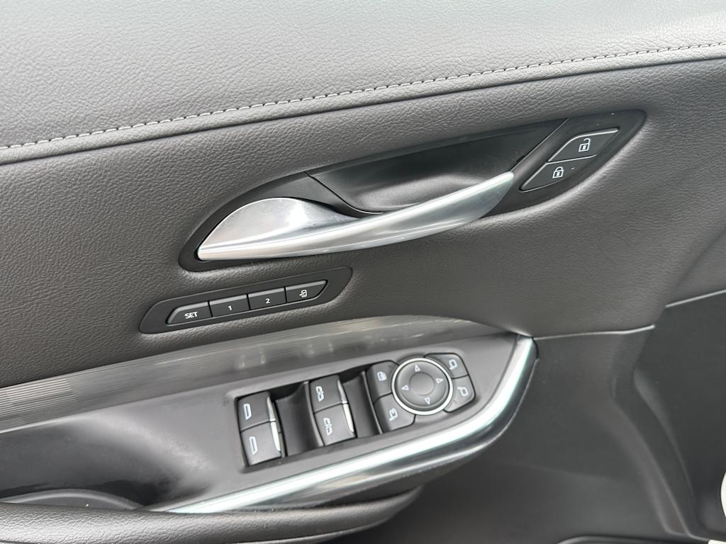 2024 Cadillac XT4 Premium Luxury 21