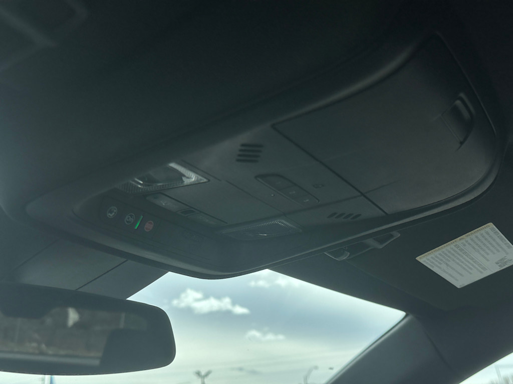2024 Cadillac XT4 Premium Luxury 27