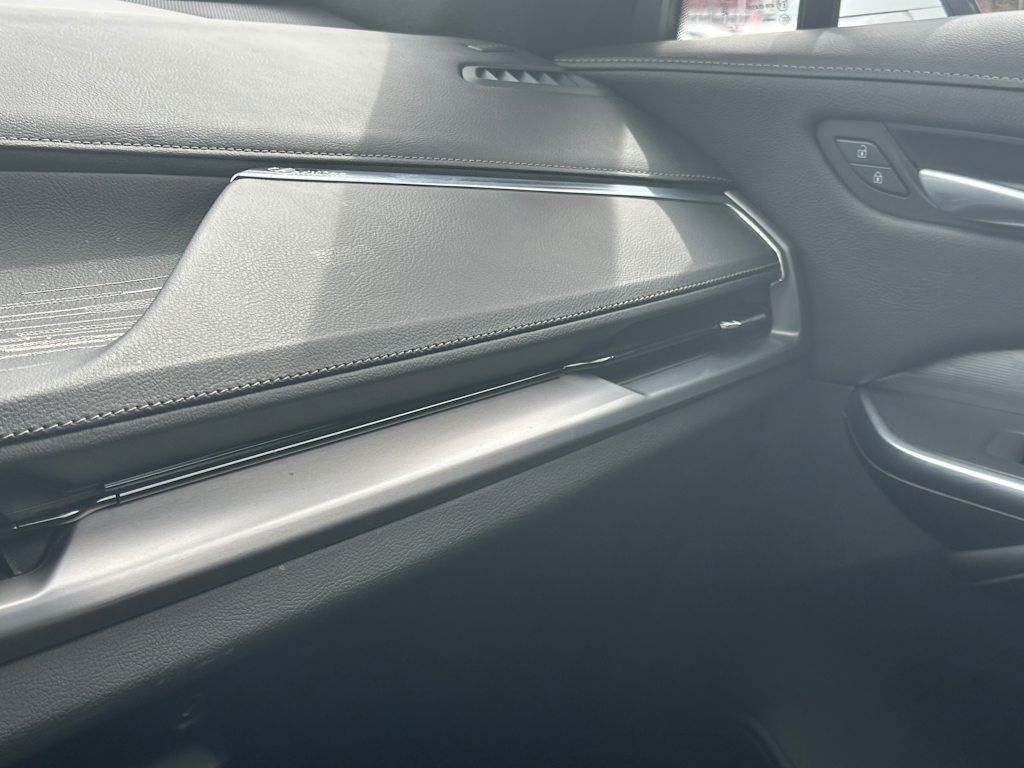 2024 Cadillac XT4 Premium Luxury 28