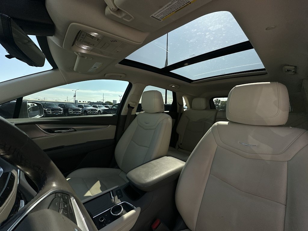 Thumbnail: 2020 Cadillac XT5 - 21