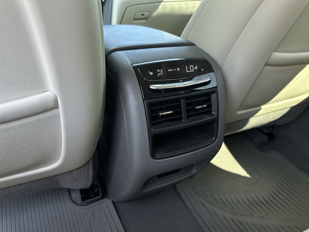 Thumbnail: 2020 Cadillac XT5 - 24