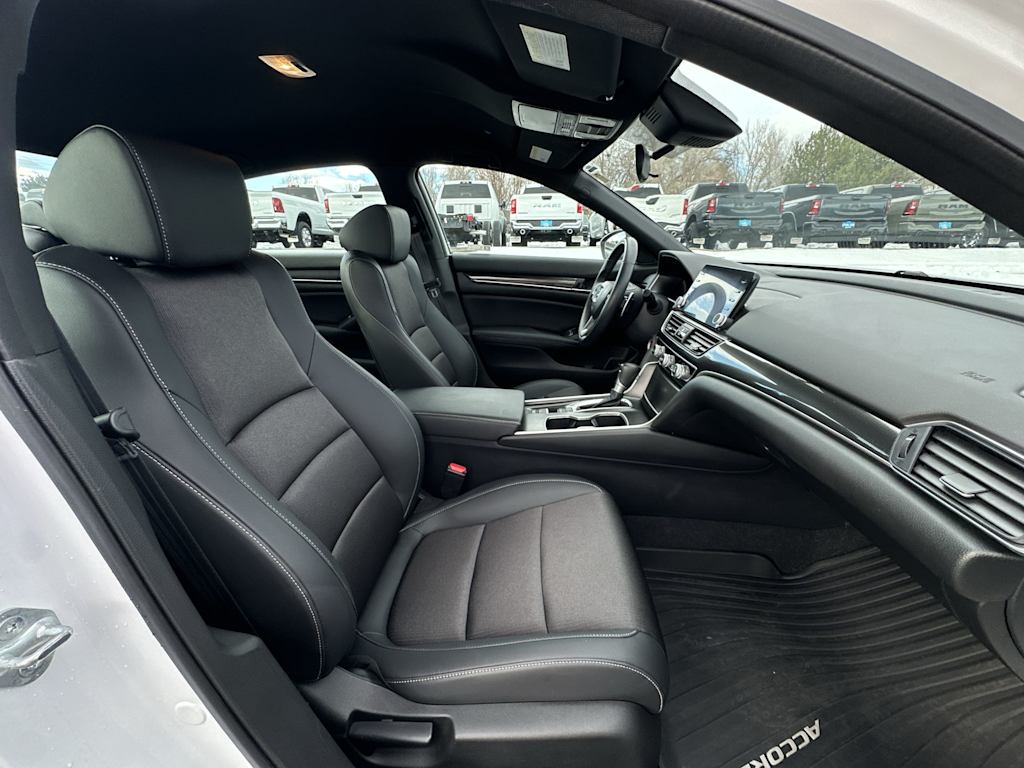 Thumbnail: 2022 Honda Accord - 9