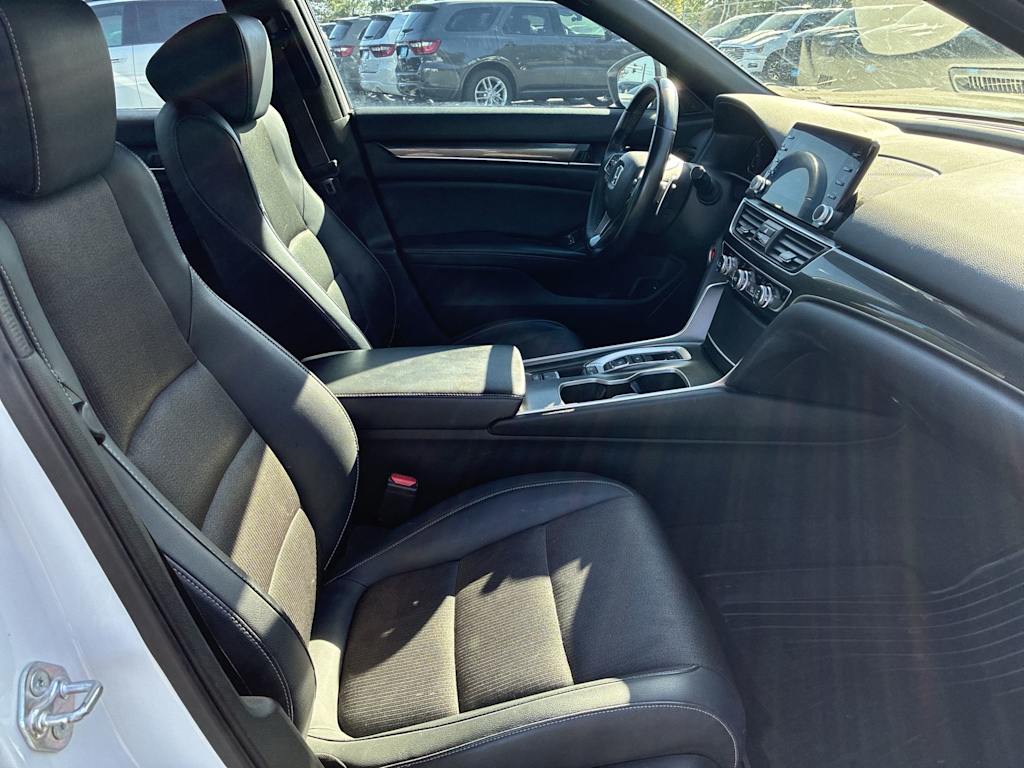 Thumbnail: 2018 Honda Accord - 10