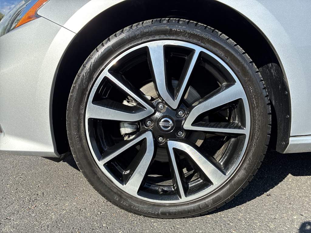 Thumbnail: 2019 Nissan Altima - 7