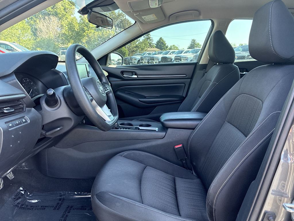Thumbnail: 2021 Nissan Altima - 8