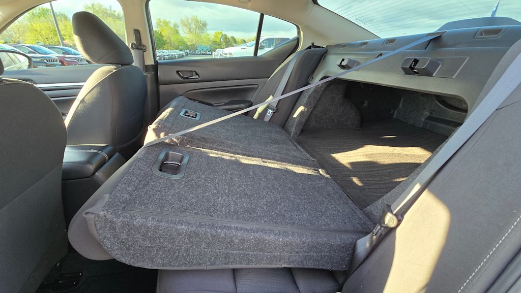 2023 Nissan Altima SV 20
