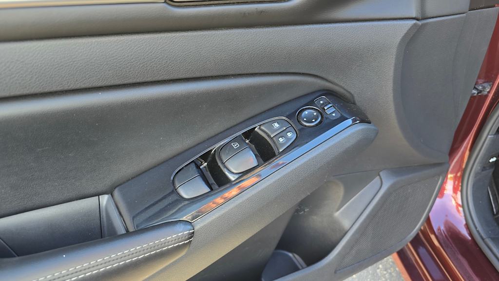 2023 Nissan Altima SV 24