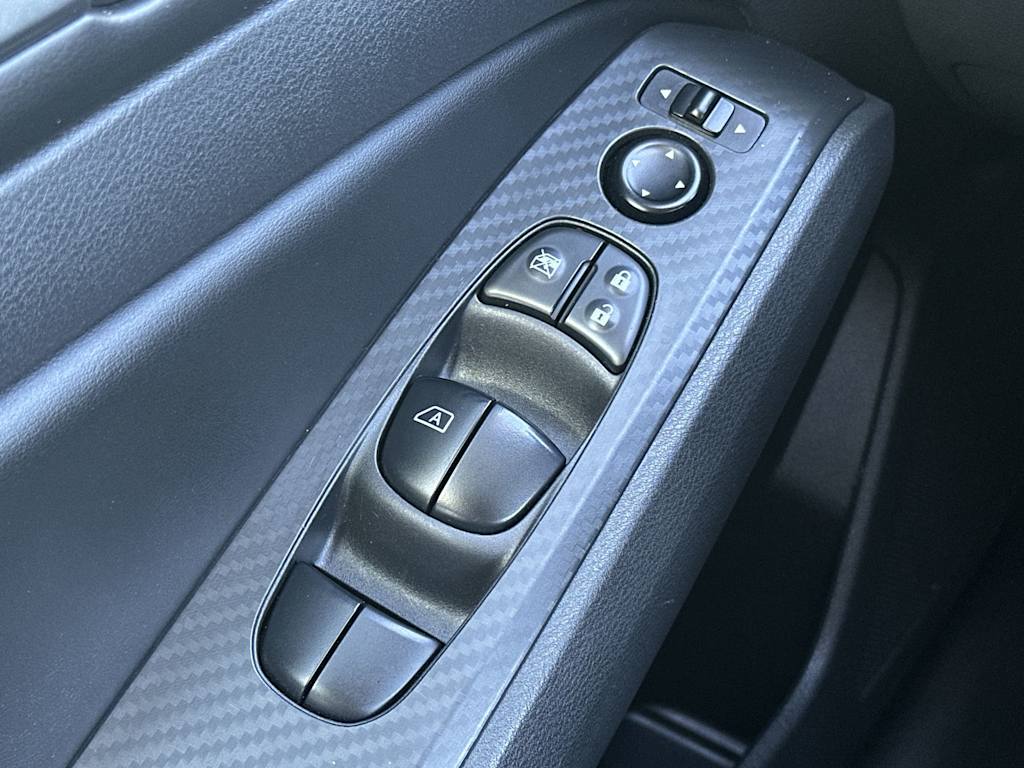 Thumbnail: 2022 Nissan Altima - 21