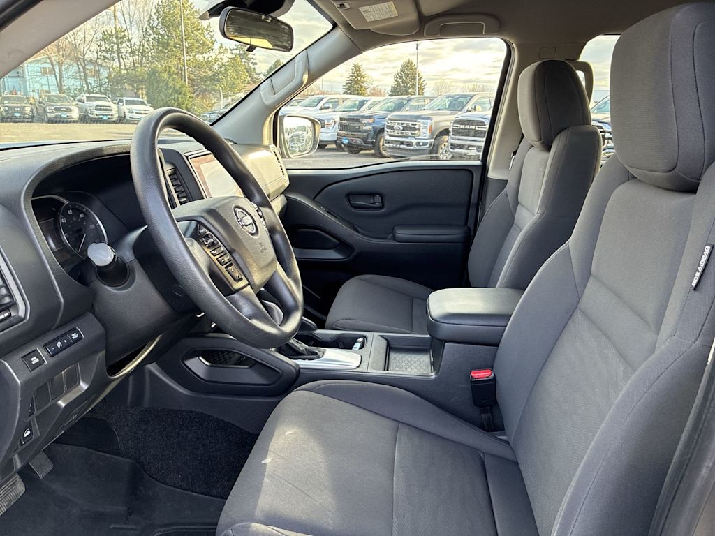 Thumbnail: 2022 Nissan Frontier - 8