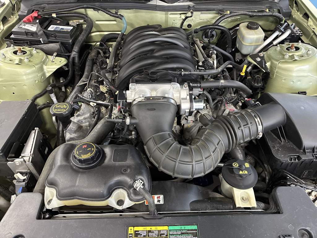 Thumbnail: 2005 Ford Mustang - 8