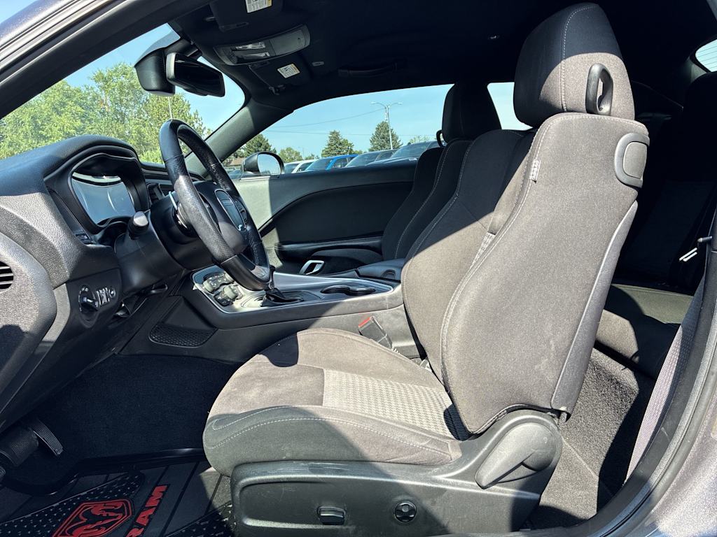 Thumbnail: 2020 Dodge Challenger - 9