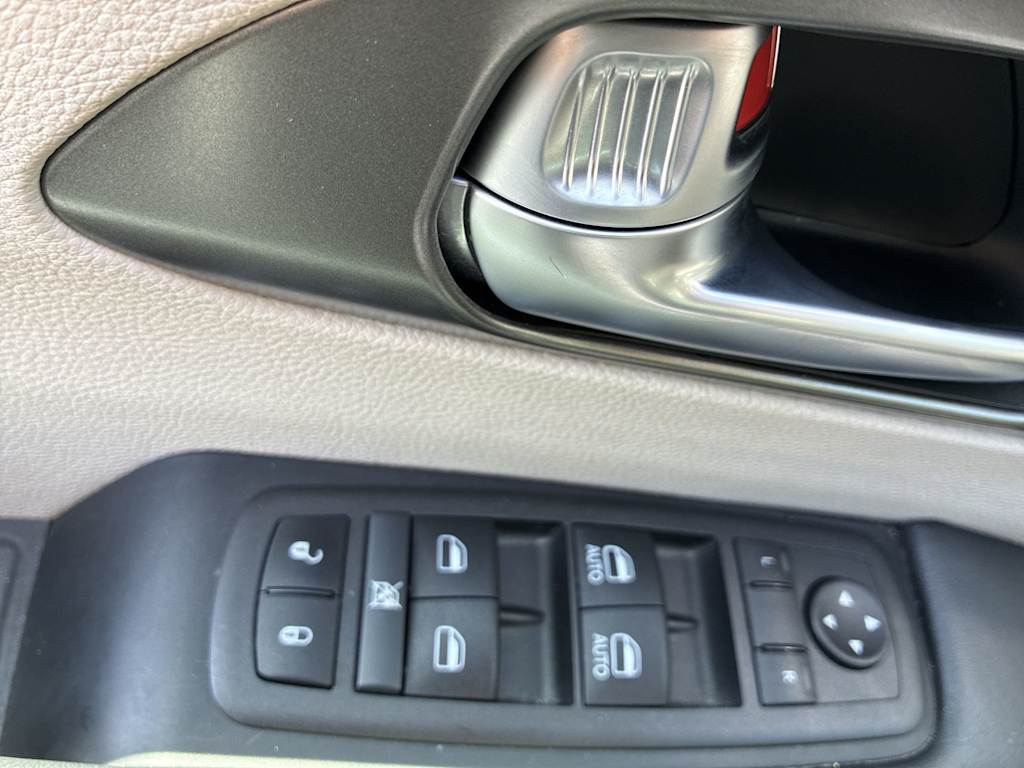 Thumbnail: 2024 Chrysler Pacifica - 21