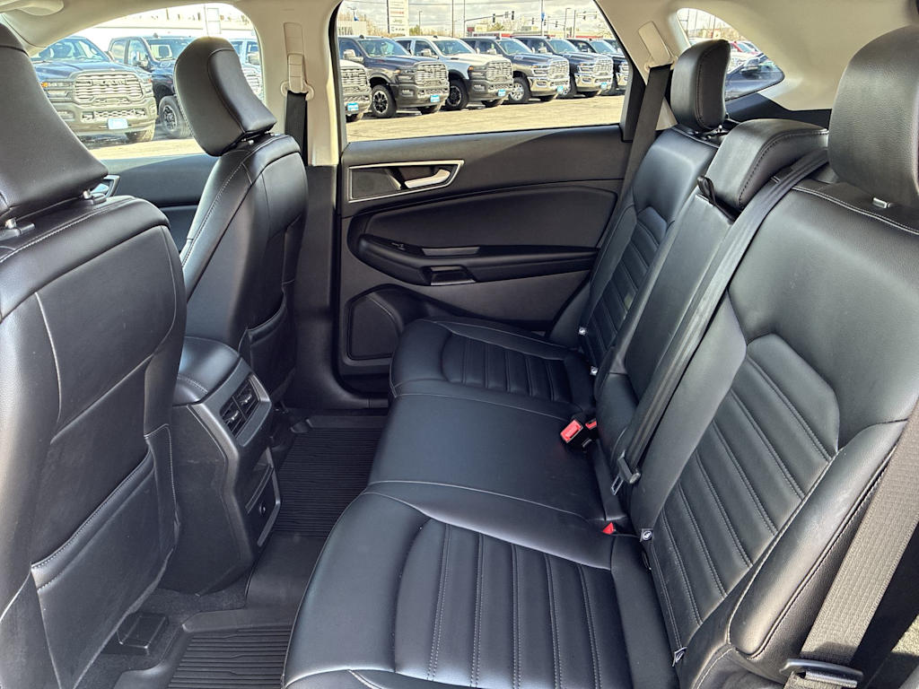 Thumbnail: 2023 Ford Edge - 11