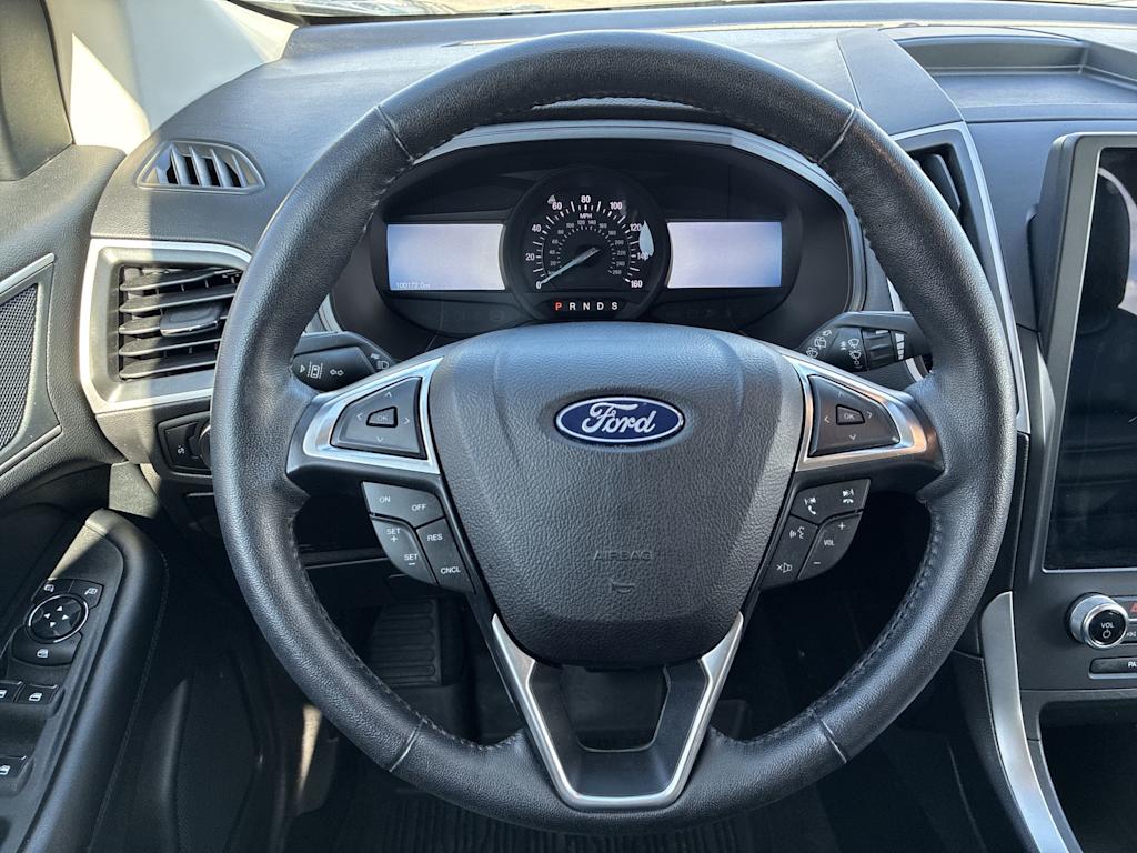 Thumbnail: 2023 Ford Edge - 2